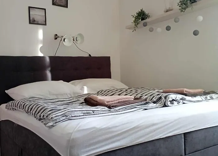 Angela Διαμέρισμα *